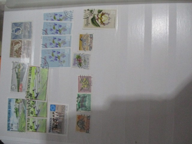 An album of worldwide stamps - Image 36 of 47