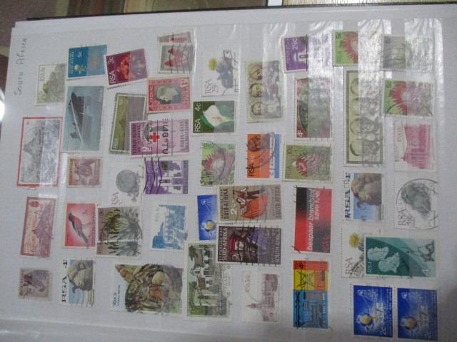 An album of worldwide stamps - Image 21 of 47