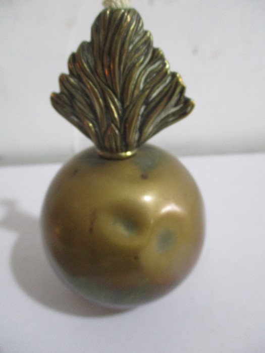 An Edwardian Grenadiers brass table lighter in the form of a grenade - Image 2 of 4