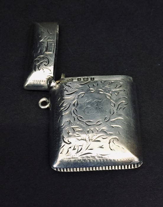 A hallmarked silver vesta case. - Image 3 of 4