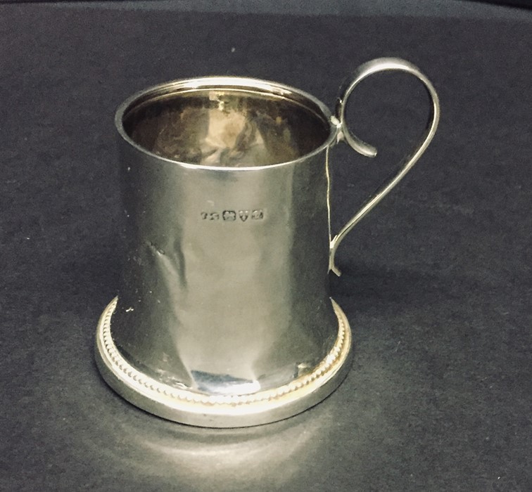 A hallmarked silver cigarette box and miniature tankard. - Image 2 of 5