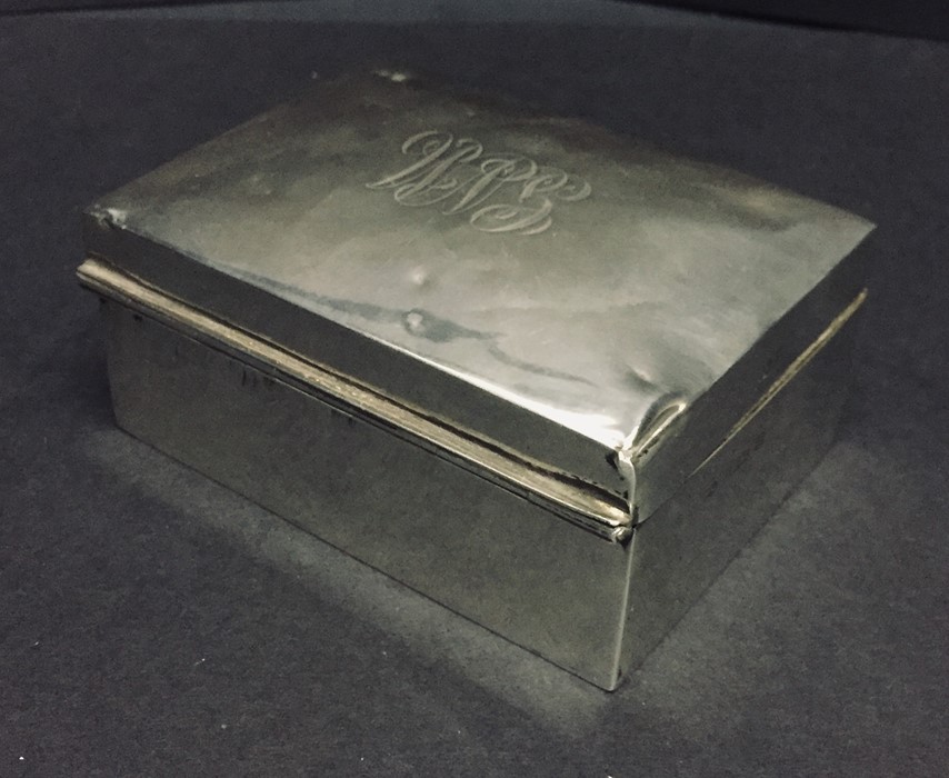 A hallmarked silver cigarette box and miniature tankard. - Image 5 of 5