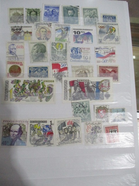 An album of worldwide stamps - Image 16 of 47