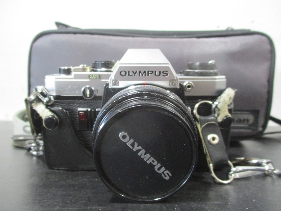 An Olympus OM10 camera along with Sirius 60-300mm zoom lens etc - Image 2 of 8