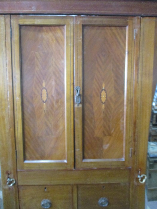 An Edwardian compactum with two mirrored doors, cupboard and drawers under - Image 3 of 7