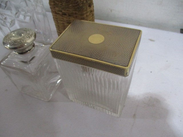 An SCM topped scent bottle along with a hipflask, lidded pot etc - Image 4 of 5