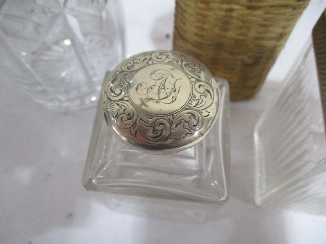 An SCM topped scent bottle along with a hipflask, lidded pot etc - Image 3 of 5