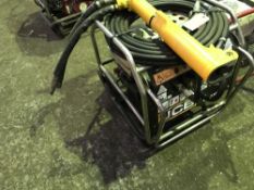 JCB Beaver hydraulic pack c/w hose and gun PN;713 WHEN TESTED WAS SEEN TO RUN AND PUMP. PRESSURE AND