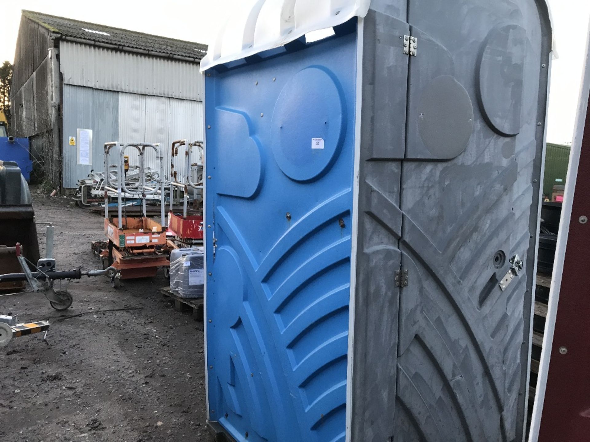 BLUE COLOURED PORTABLE SITE TOILET