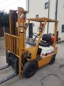 KOMATSU FG15 1.5TONNE GAS POWERED FORKLIFT TRUCK LOT LOCATION: CHINGFORD, ESSEX. VIEWING/