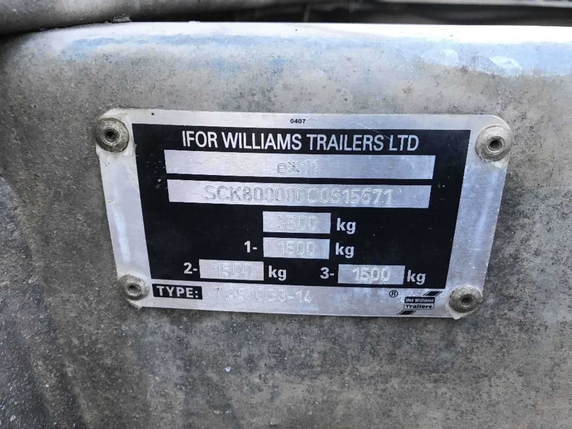 Ifor Williams triaxled livestock trailer with sheep decks, yr2012, previously lightly damaged/ - Image 2 of 11