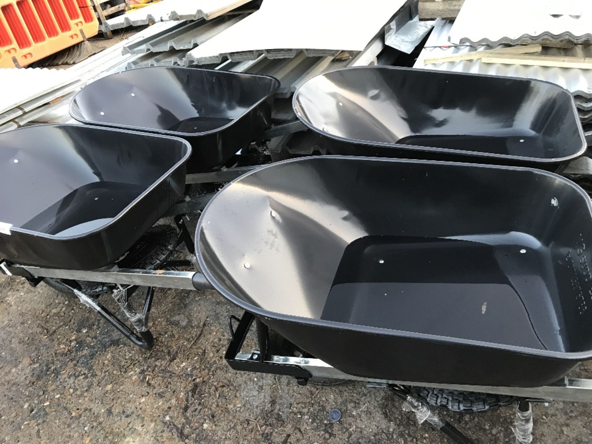 4 x Heavy duty builder's wheelbarrows