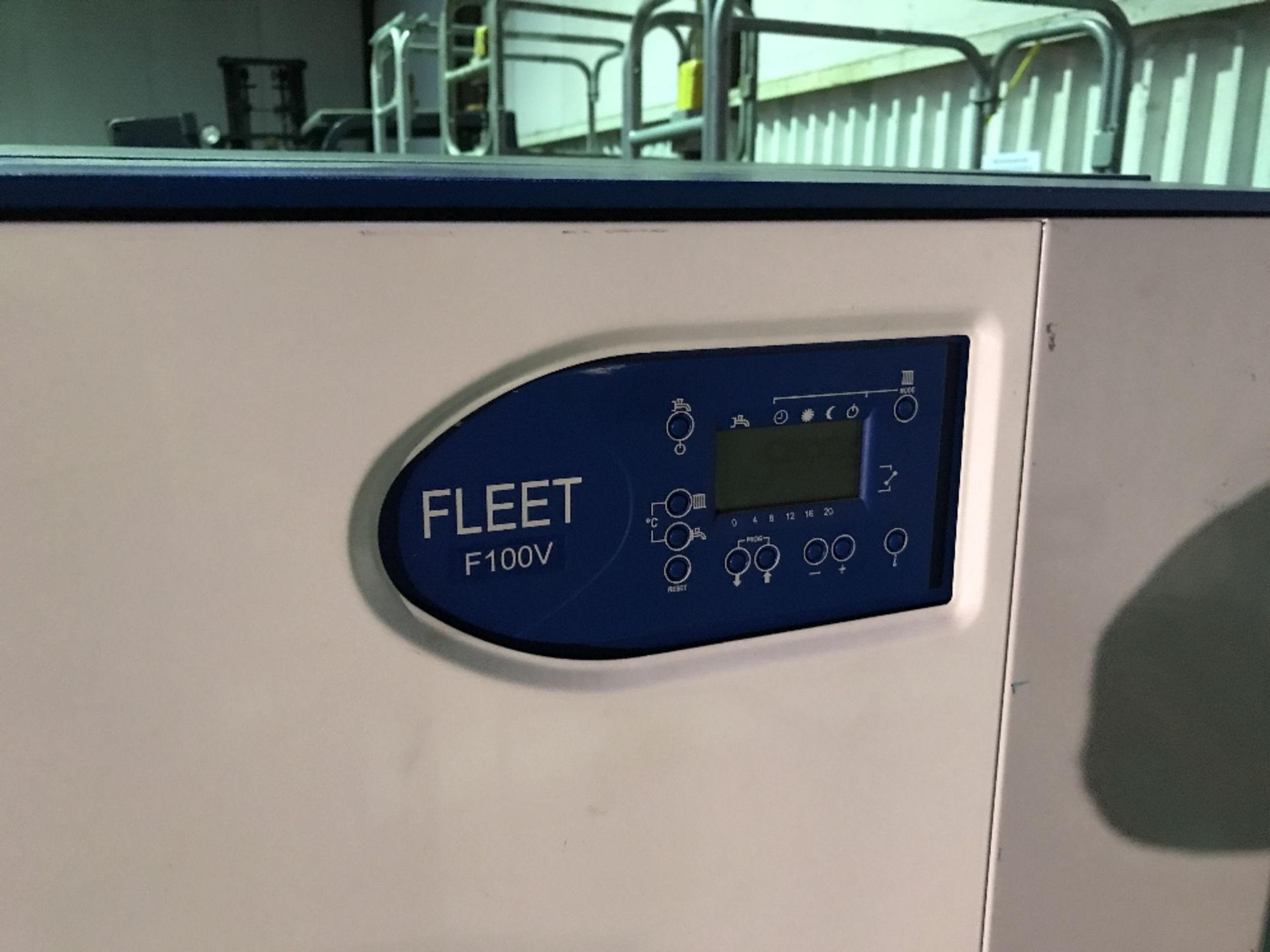 HAMWORTHY FLEET 100V TWO PART BOILER UNIT, USED FOR TESTING PURPOSES DIRECT FROM PIPE WORK/ - Image 2 of 4