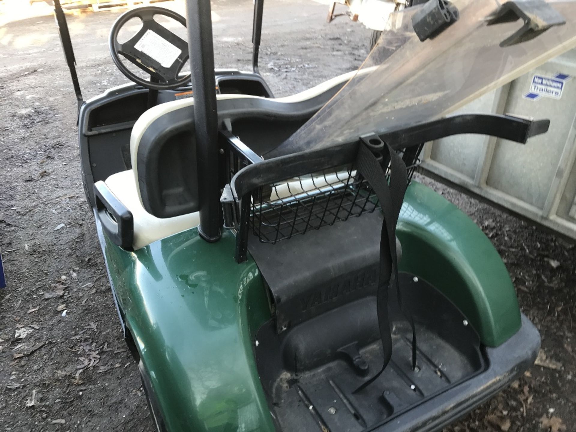 YAMAHA GOLF BUGGY, PETROL ENGINED TURNS OVER NOT STARTING...FUEL?? - Image 3 of 3