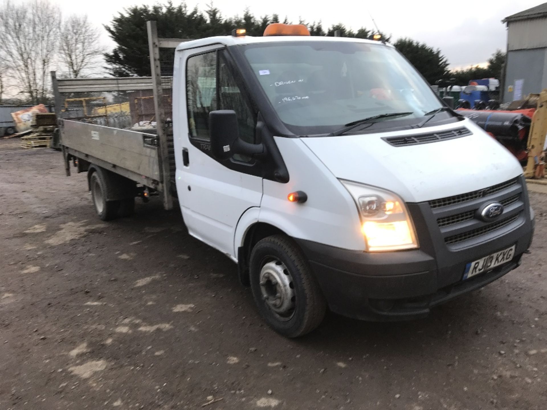 TRANSIT TWIN WHEELED FLAT BED TRUCK WITH TAIL LIFT, REG:RJ13 KXG. 196,470 REC MILES. DIRECT EX