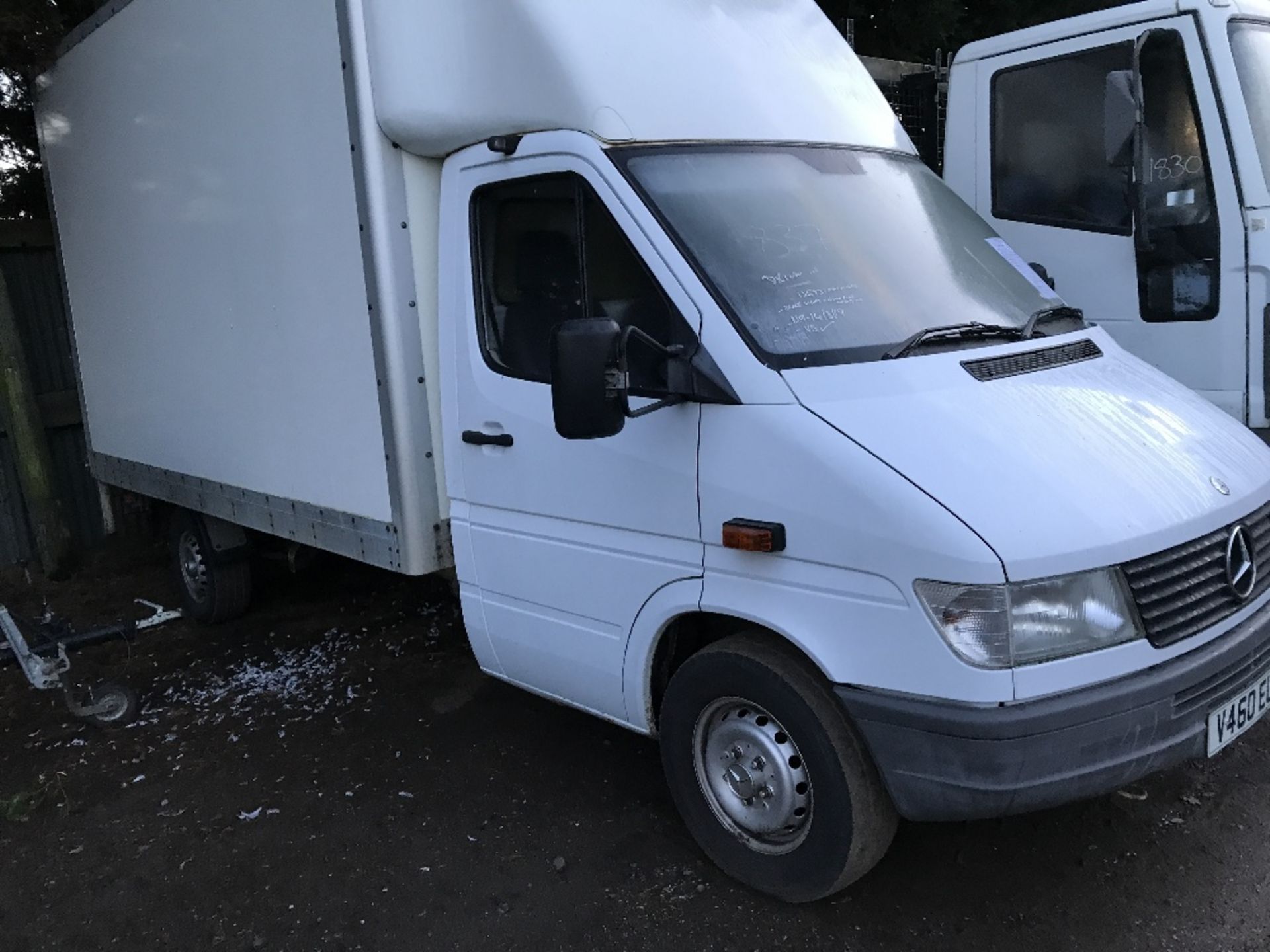 MERCEDES LUTON BODIED VAN C/W TAIL LIFT REG:V460 EUY, TEST TO AUG.2019 NO VAT ON HAMMER PRICE WHEN - Image 3 of 7