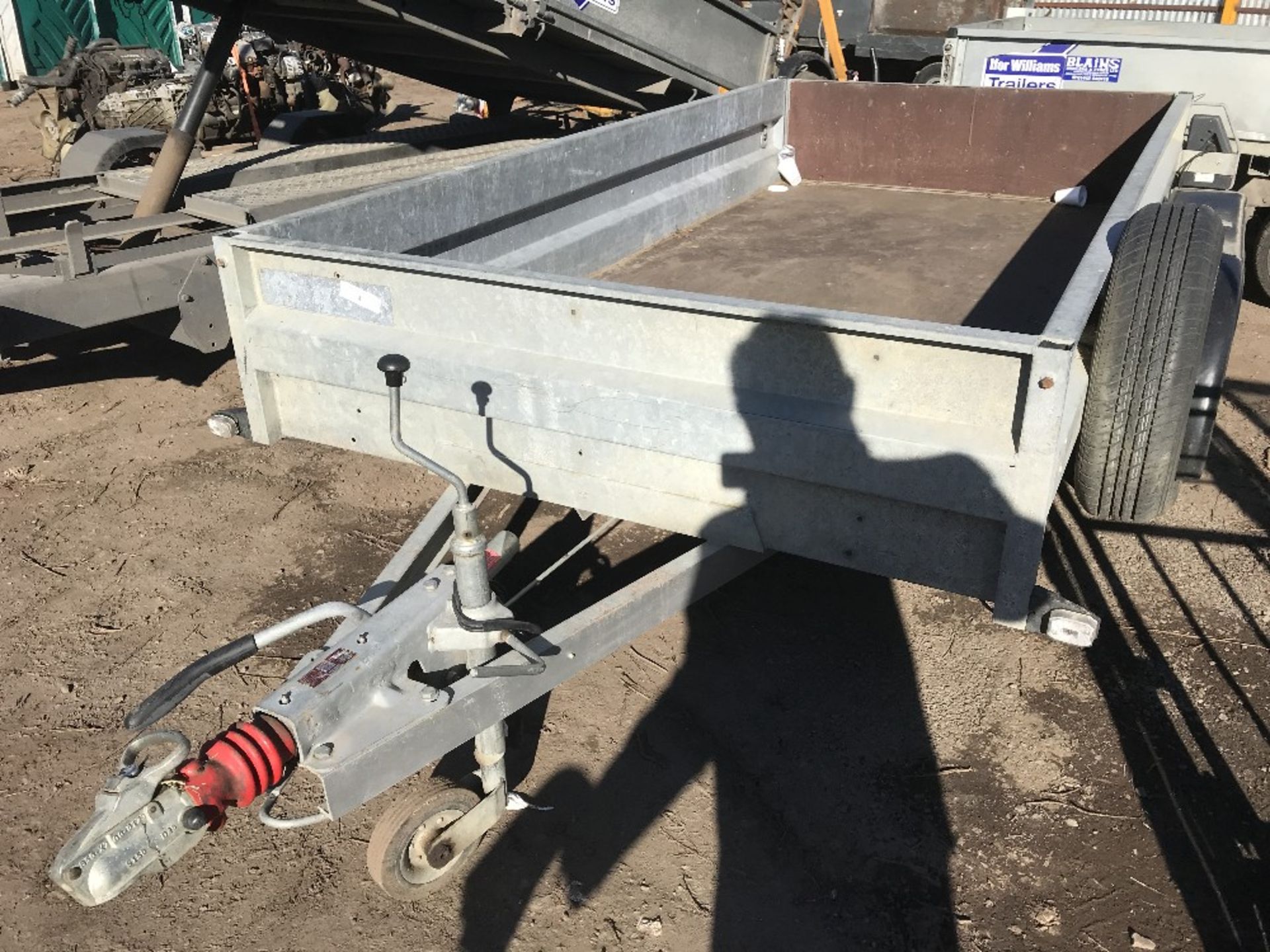 GENERAL PURPOSE TWIN AXLED TRAILER. LITTLE PREVIOUS USEAGE NO VAT ON HAMMER PRICE