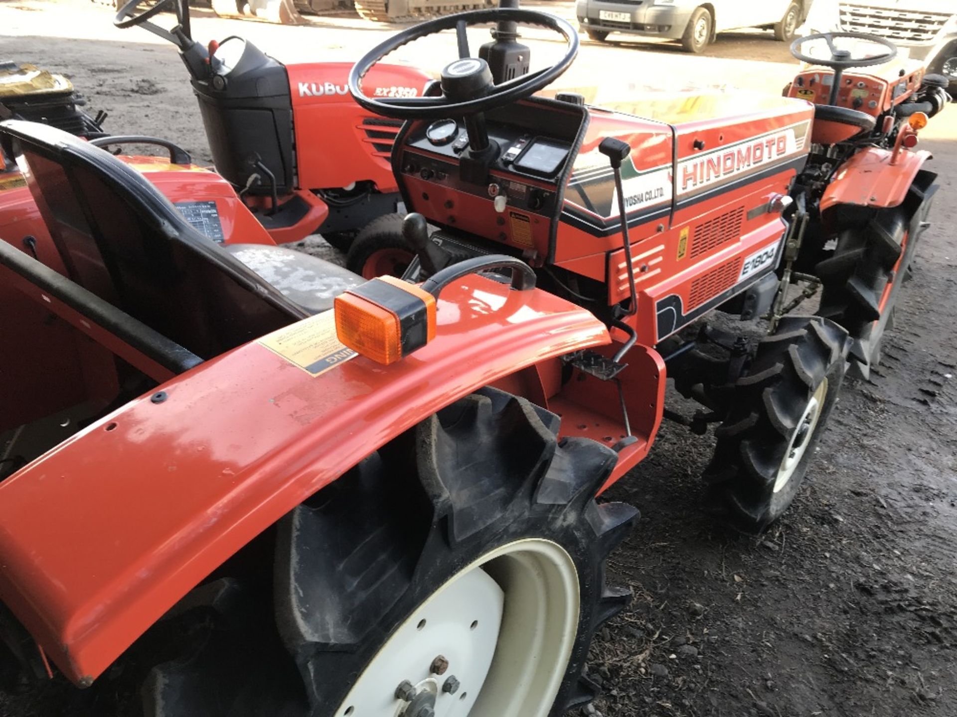 HINOMOTO E1804 4WD COMPACT TRACTOR SN:0679 WHEN TESTED WAS SEEN TO RUN, DRIVE, STEER AND BRAKE - Image 3 of 4