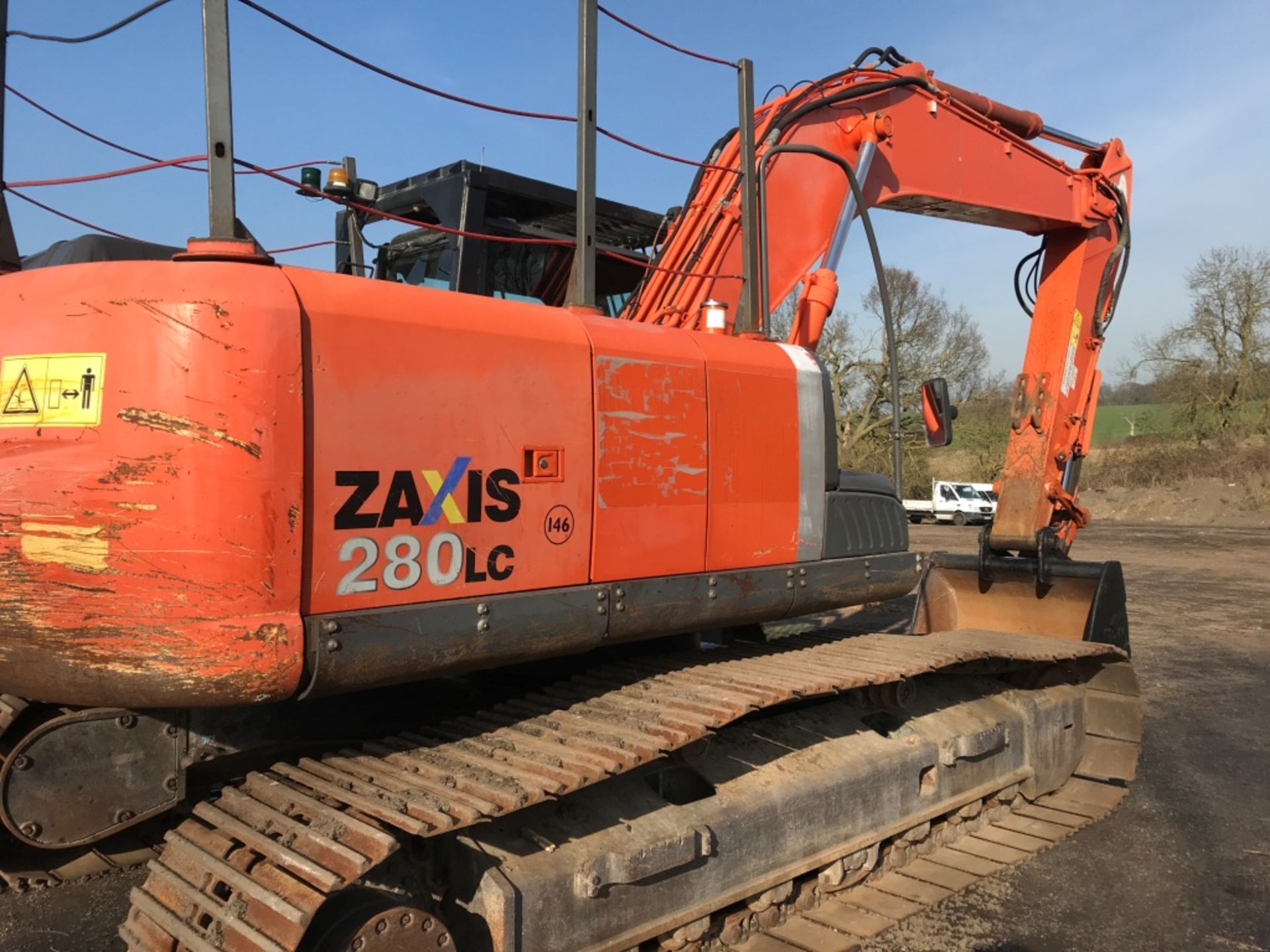 HITACHI ZX280 EXCAVATOR WITH 2 BUCKETS YEAR 2012 9461 REC HRS SN:HCMBFK00J00032830 WHEN TESTED WAS - Image 9 of 9