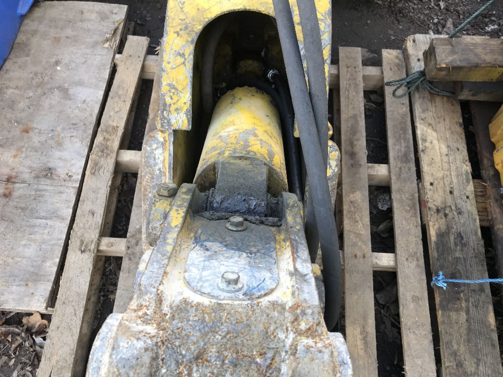 HAMMER RK17 MUNCHER YEAR 2018 50MM PINS SUITABLE FOR 8 TONNE EXCAVATOR - Image 2 of 4