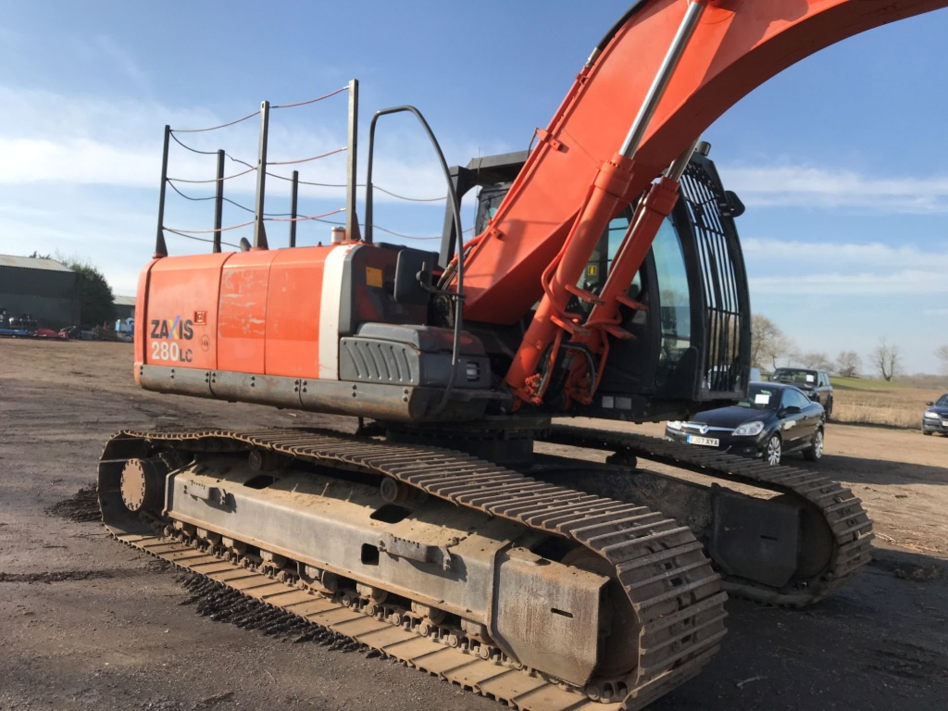 HITACHI ZX280 EXCAVATOR WITH 2 BUCKETS YEAR 2012 9461 REC HRS SN:HCMBFK00J00032830 WHEN TESTED WAS