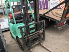 MITSUBISHI GAS FORKLIFT, YEAR 2000 WITH SIDE SHIFT Sold Under The Auctioneers Margin Scheme, NO