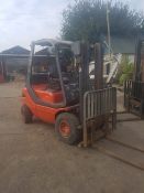 LINDE 2 TONNE DIESEL FORKLIFT......LOCATED IN CHIGWELL, ESSEX VENDORS NOTES: THIS IS NOT A NEW