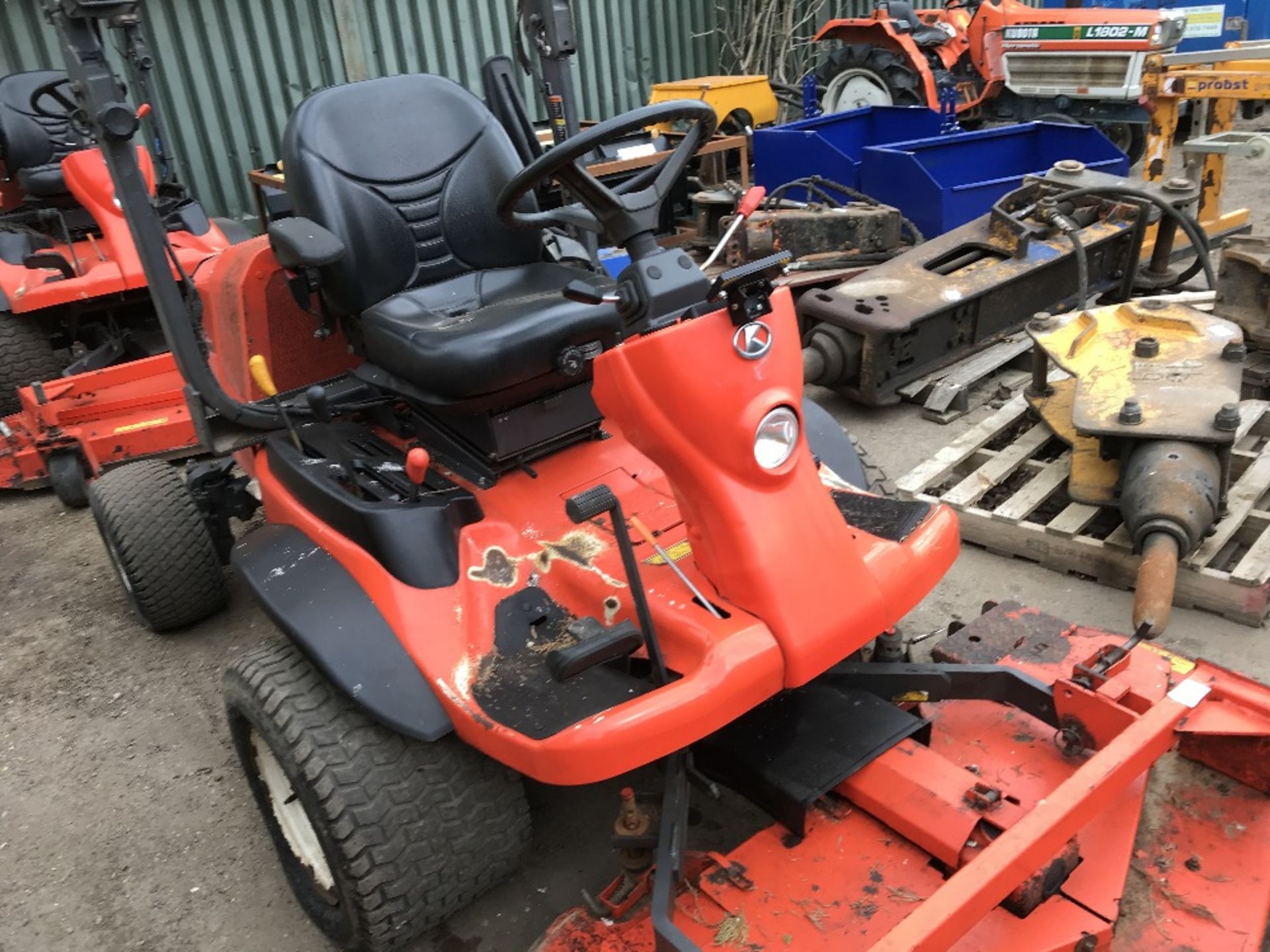 KUBOTA 2880 4WD OUTFRONT MOWER, 2160 REC.HRS. REG: SF14 HXL, V5 TO FOLLOW when tested was seen to - Image 3 of 5