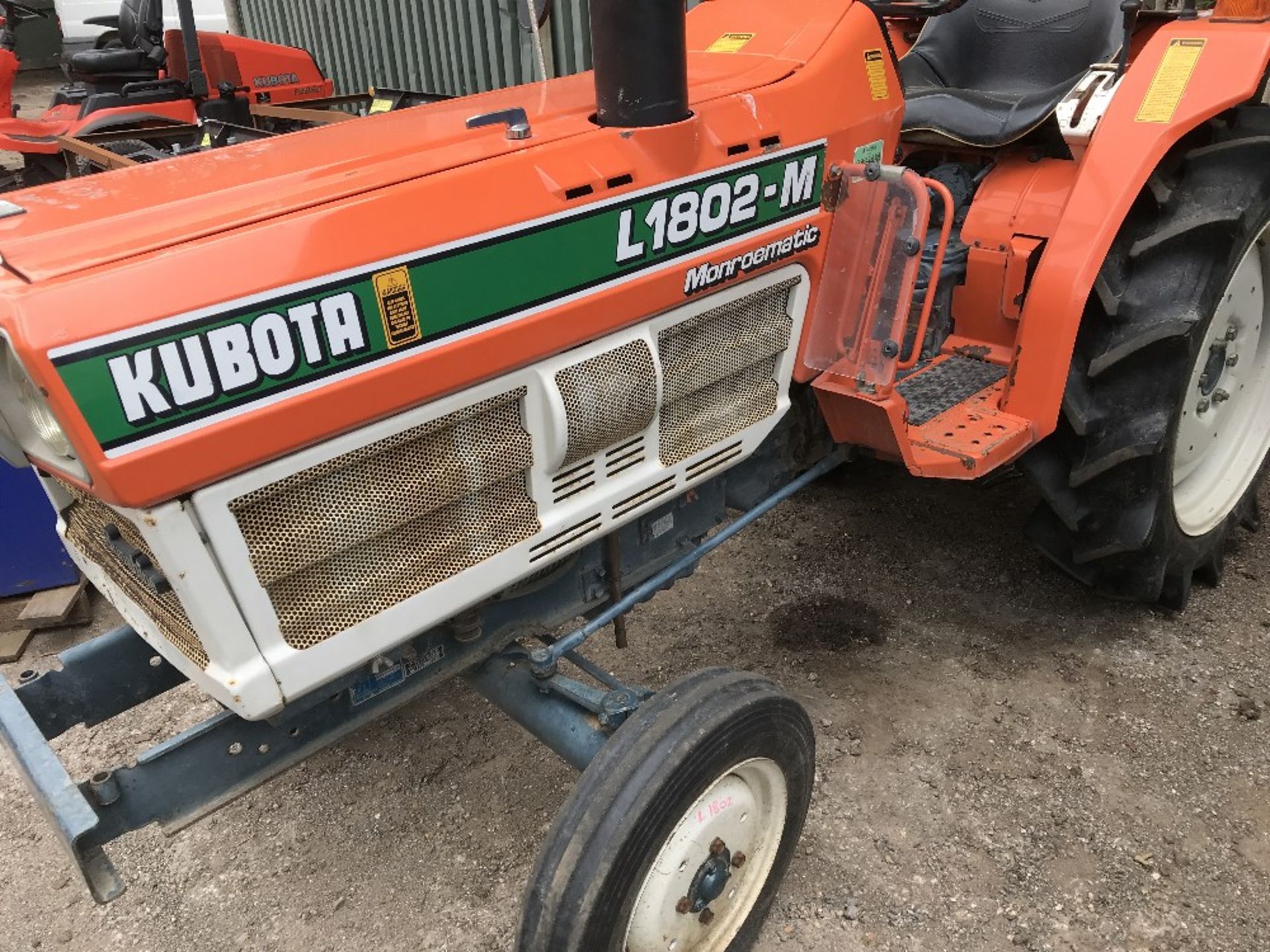 Kubota L1802 compact tractor 2WD SN:22913 when tested was seen to start, drive steer and brake - Image 2 of 5