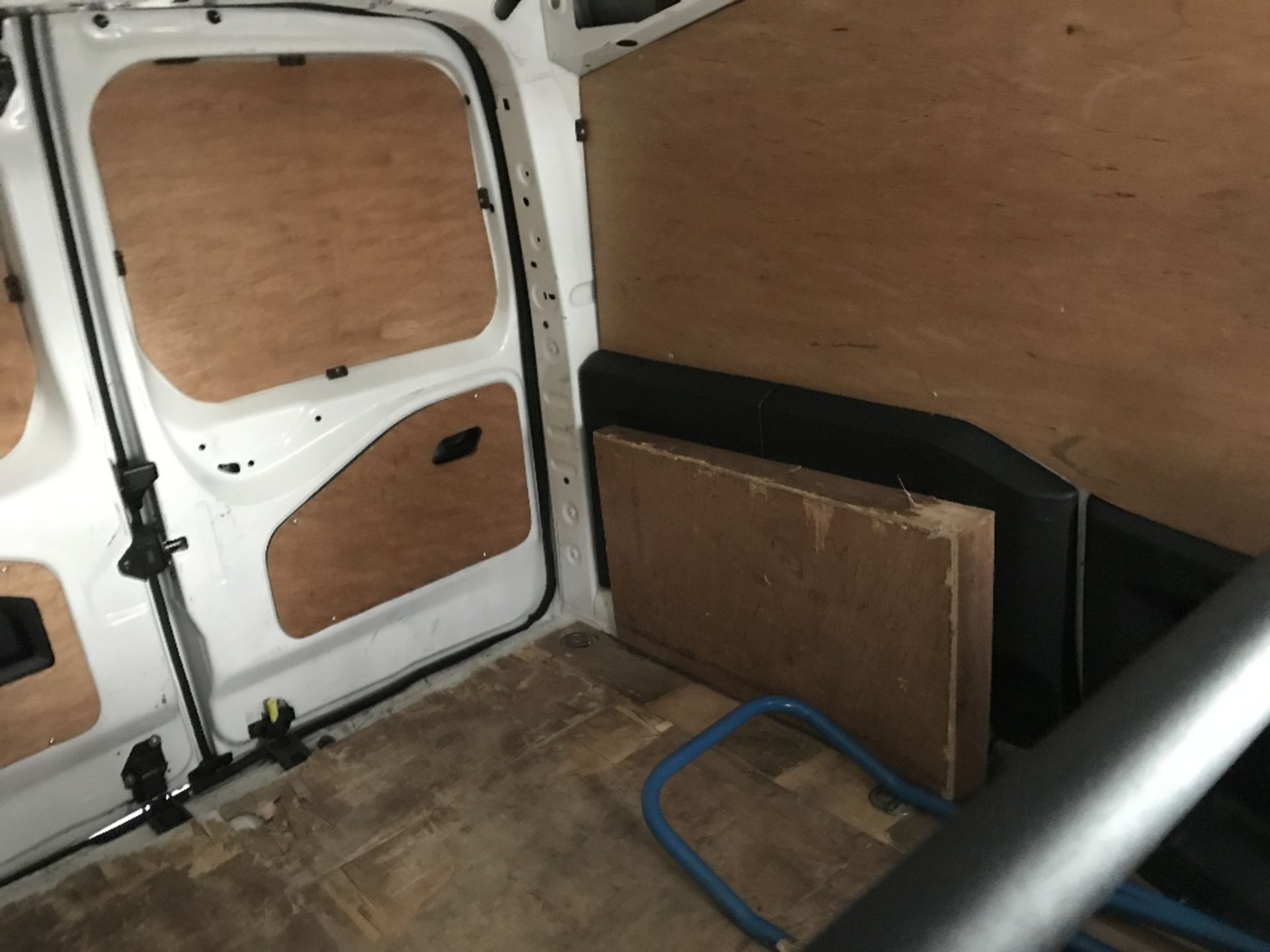 Citroen Berlingo panel van, white, reg. EA58 BMY. TEST TO 12.12.2019. FIRST REG. DEC.2008 WITH V5 - Image 5 of 6