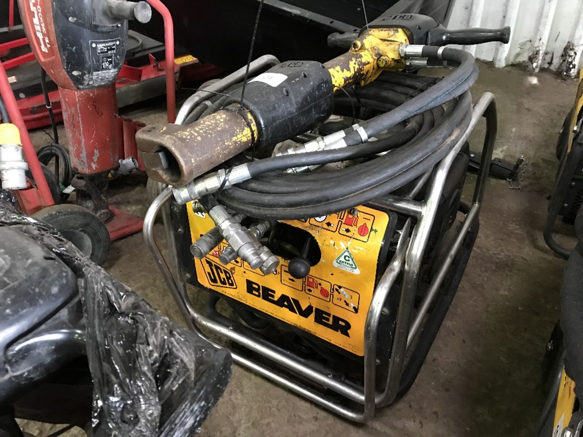 JCB BEAVER HYDRAULIC BREAKER PACK WITH GUN AND HOSE Sold Under The Auctioneers Margin Scheme, NO VAT - Image 2 of 2