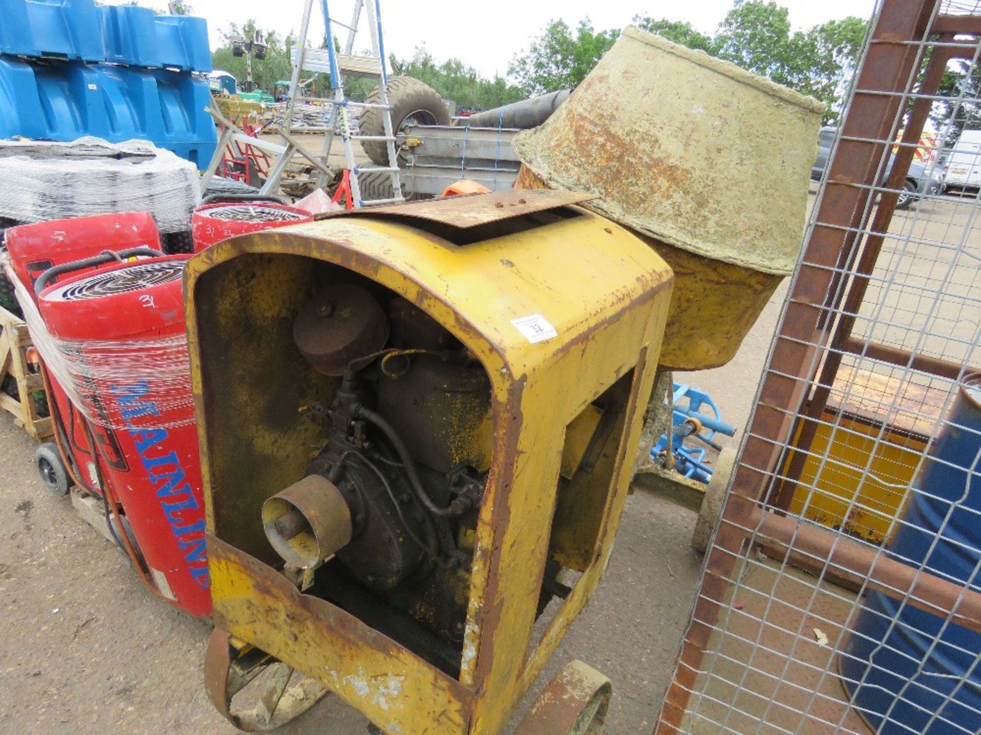 DIESEL ENGINED SITE MIXER - Image 2 of 2