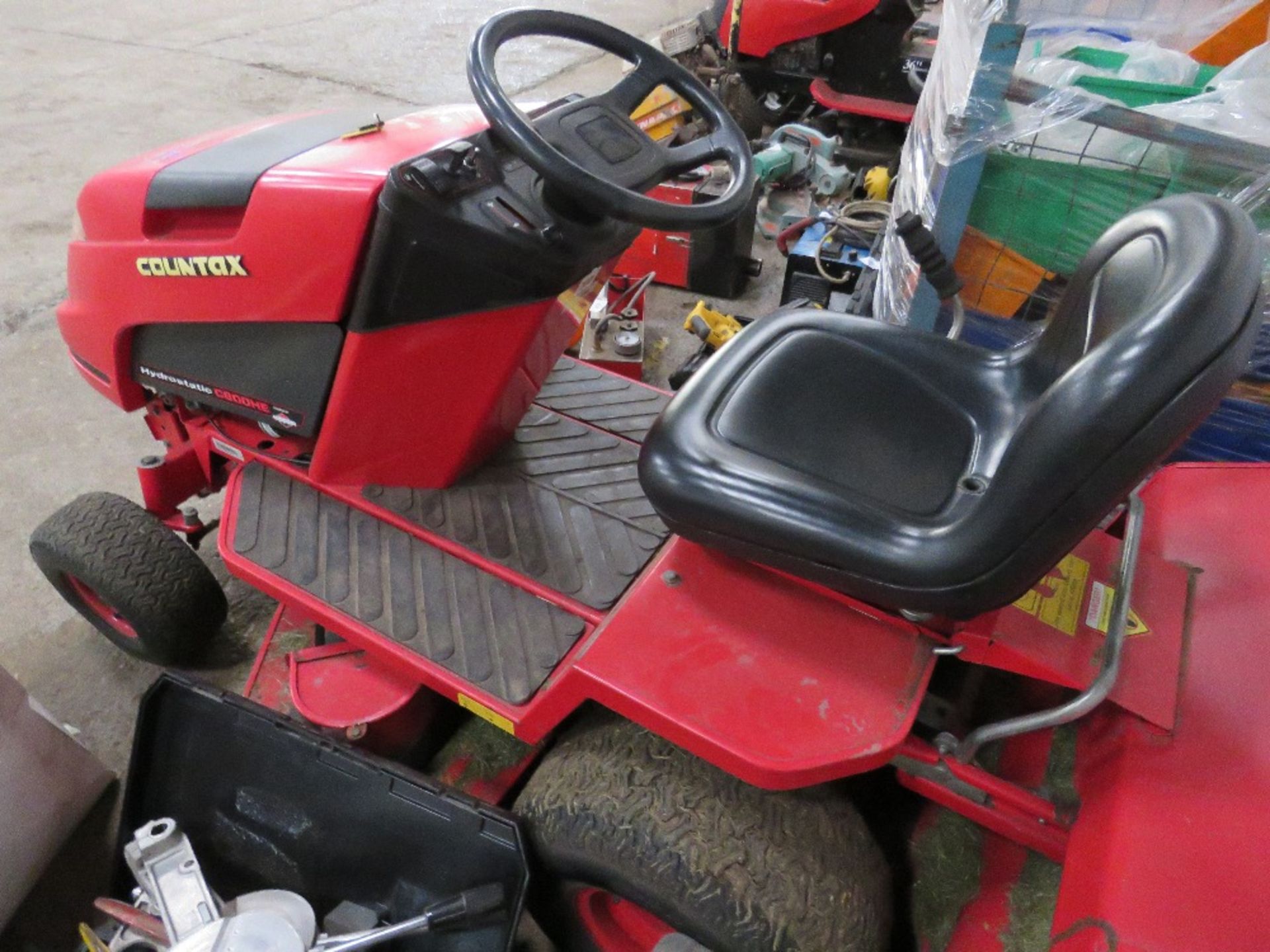 COUNTAX C800HE RIDE ON MOWER C/W COLLECTOR WHEN TESTED WAS SEEN TO RUN AND DRIVE AND MOWER TURNED - Image 8 of 8