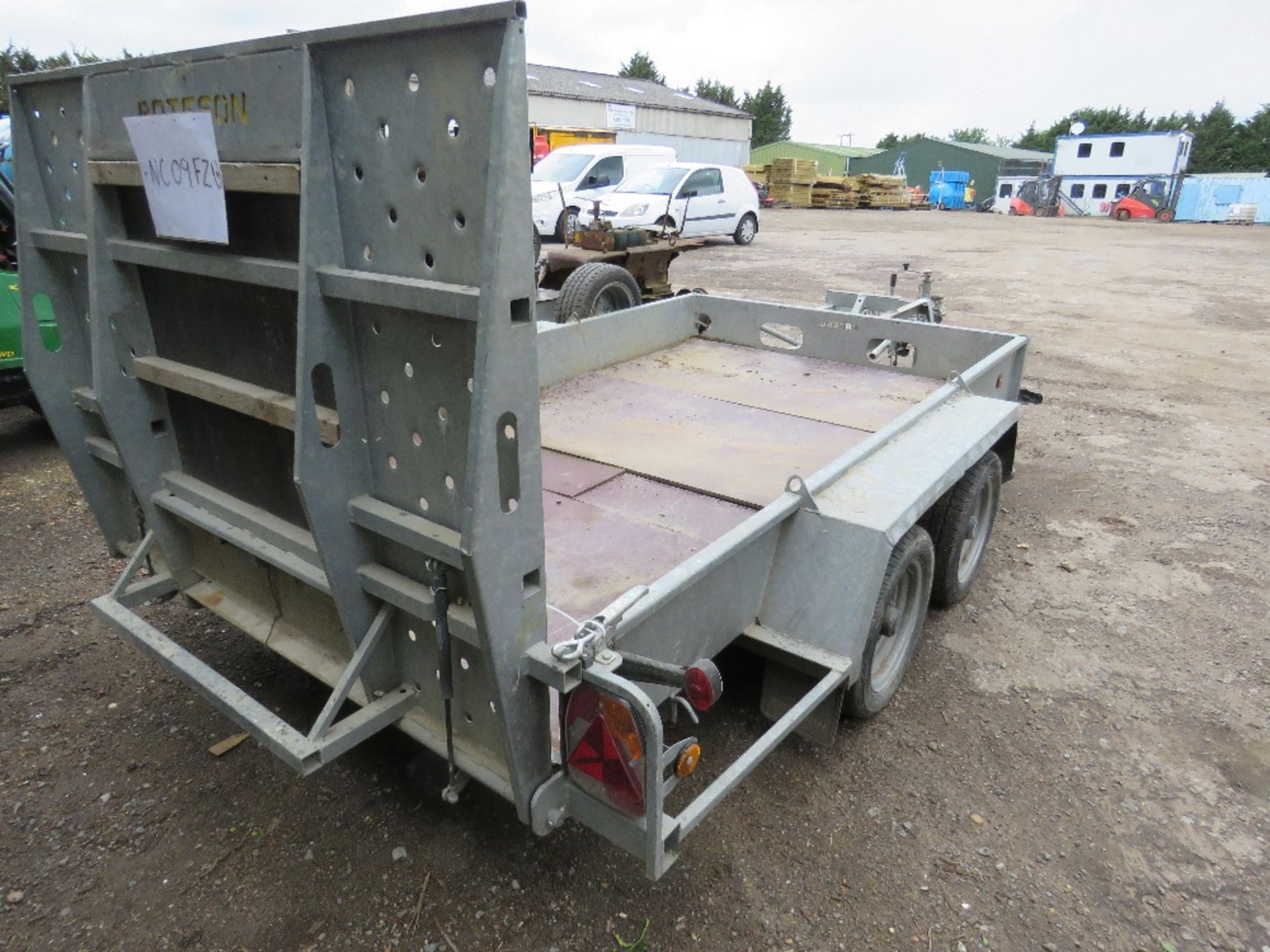 BATESON 3500KG RATED HEAVY DUTY PLANT TRAILER, INTERNAL SIZE 5.5FT X 9FT 6" APPROX - Image 8 of 8