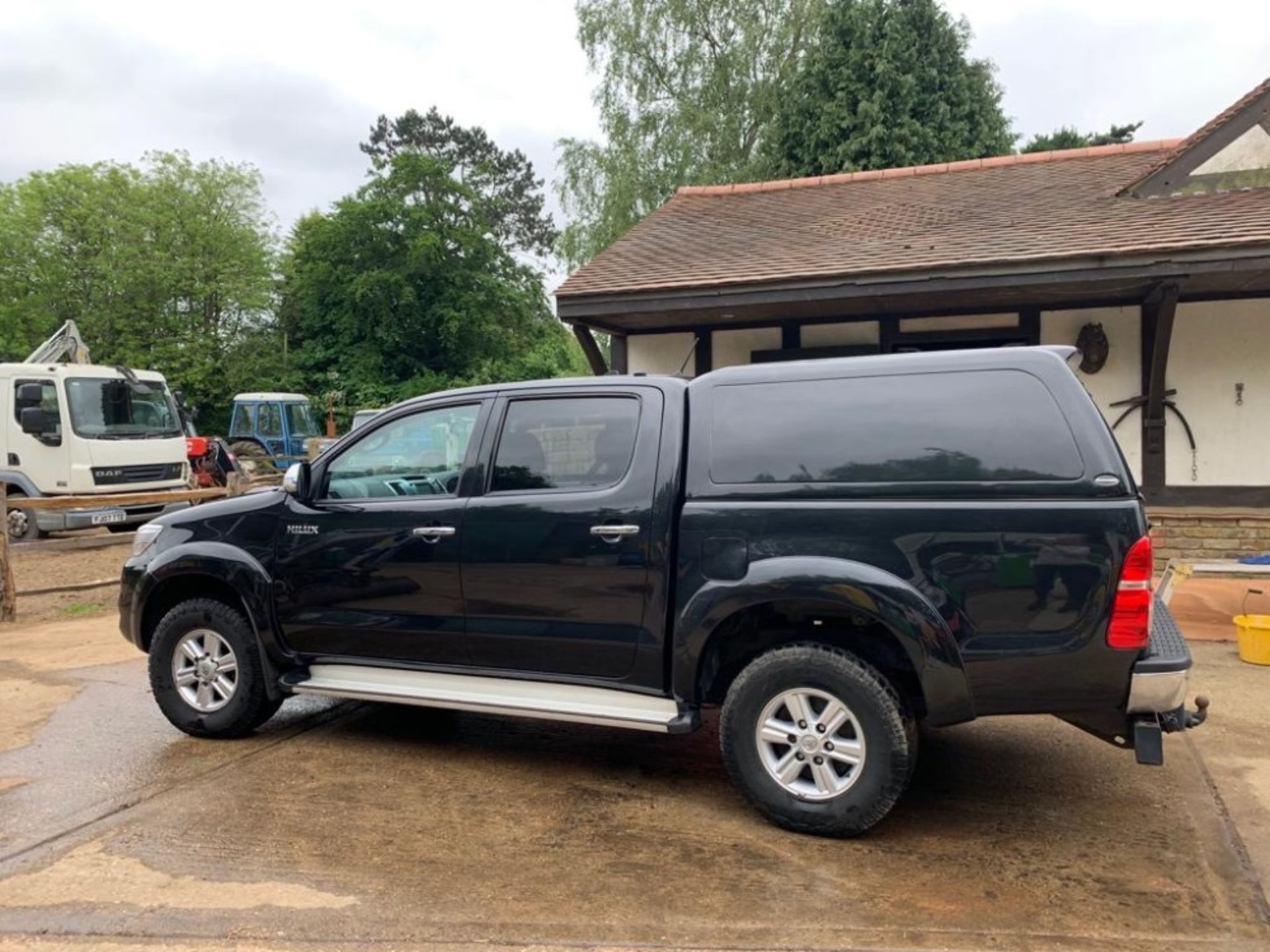 TOYOTA HILUX ICON DOUBLE CAB PICKUP