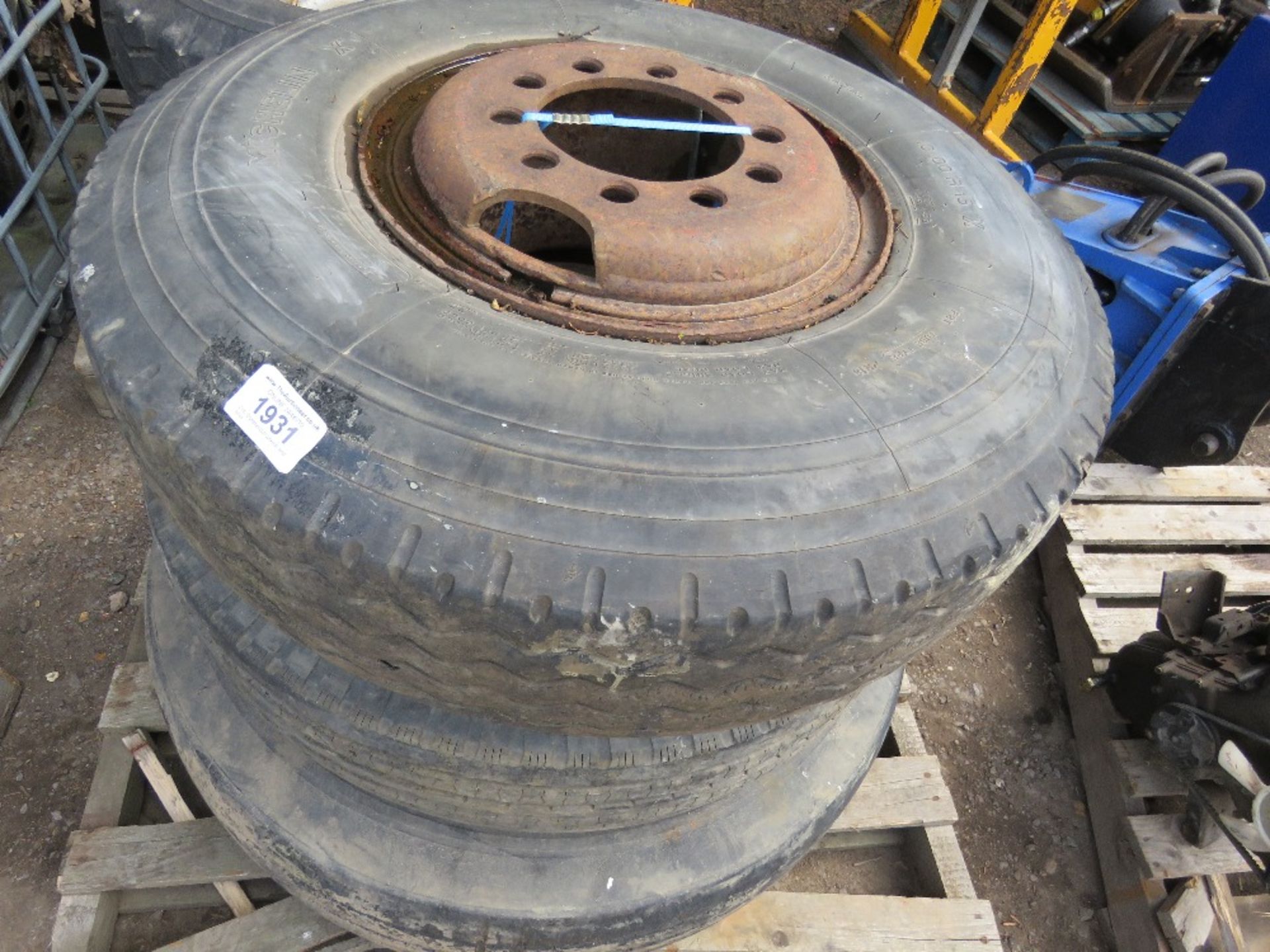 3no. Commercial wheels and tyres - Image 2 of 3