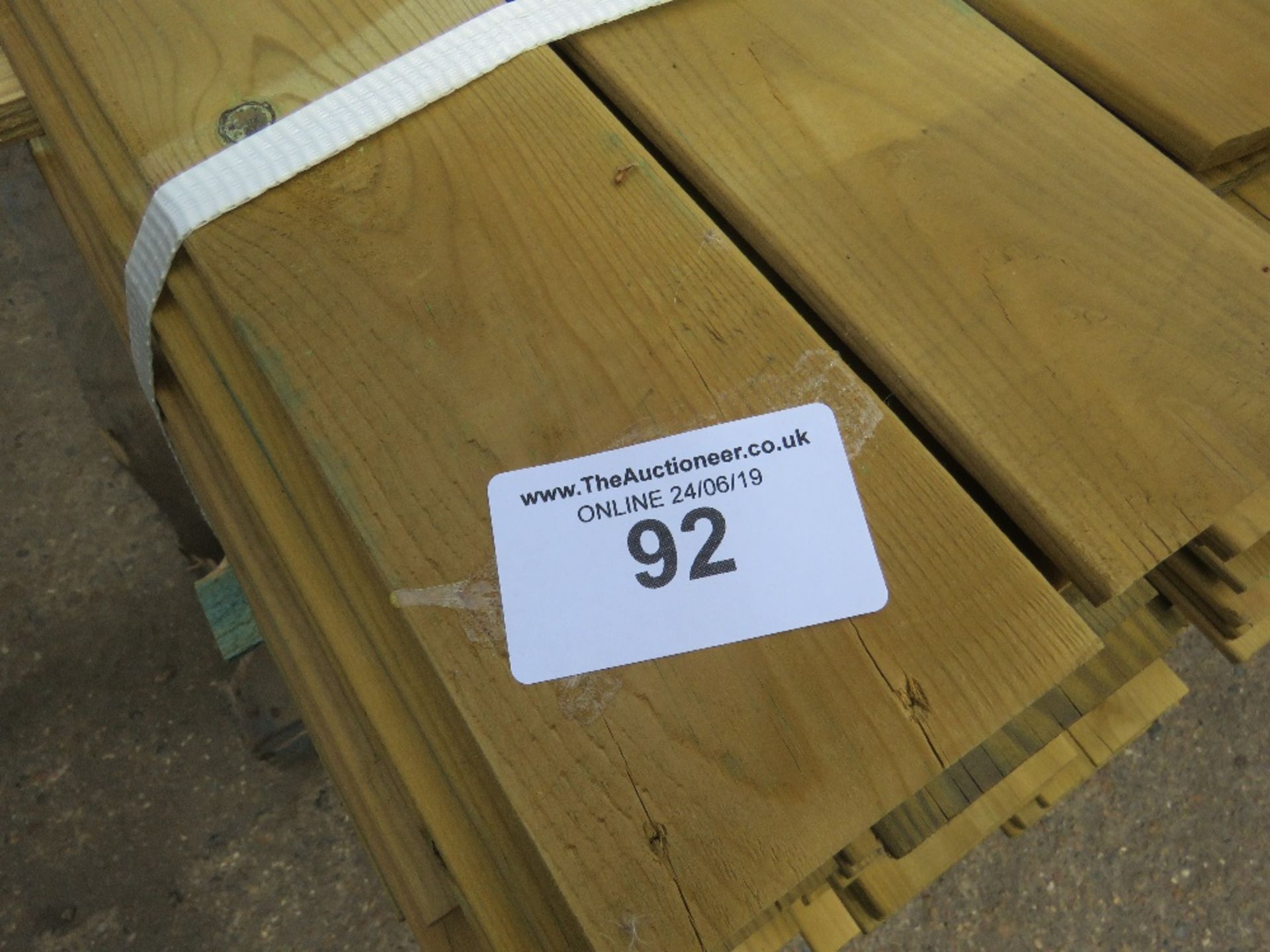 LARGE PACK OF MACHINED TIMBER FENCE CLADDING SLATS 1.75METRE LENGTH - Image 3 of 3