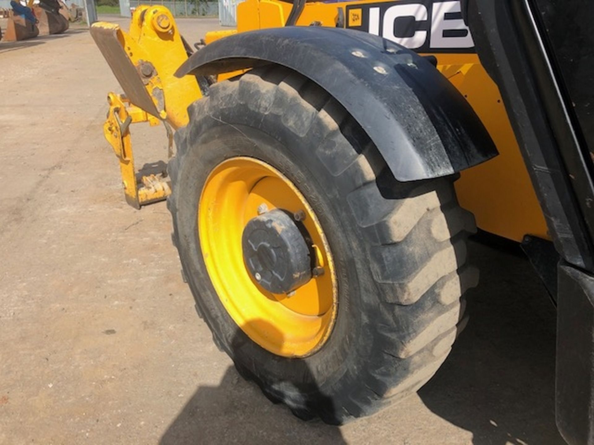 2015 JCB 535 140 HI VIZ TELEHANDLER, CAMERA, REG: MX15 VDA, SN: JCB5APWGA02345593, RECORDED HOURS: - Image 7 of 10