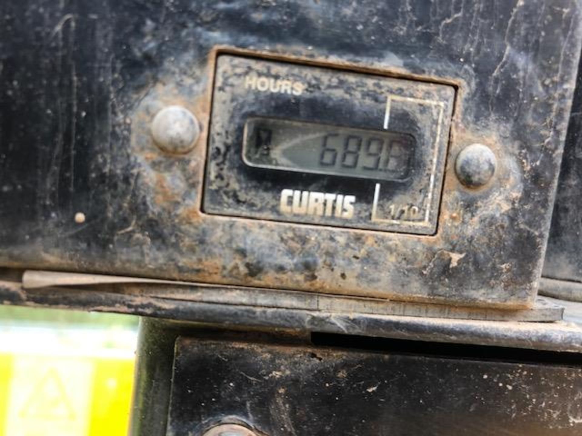 2015 JCB 1THT DUMPER SN: SLBDPPKJEFFRA2567, RECORDED HOURS: 689 WHEN TESTED WAS SEEN TO DRIVE, - Image 6 of 6