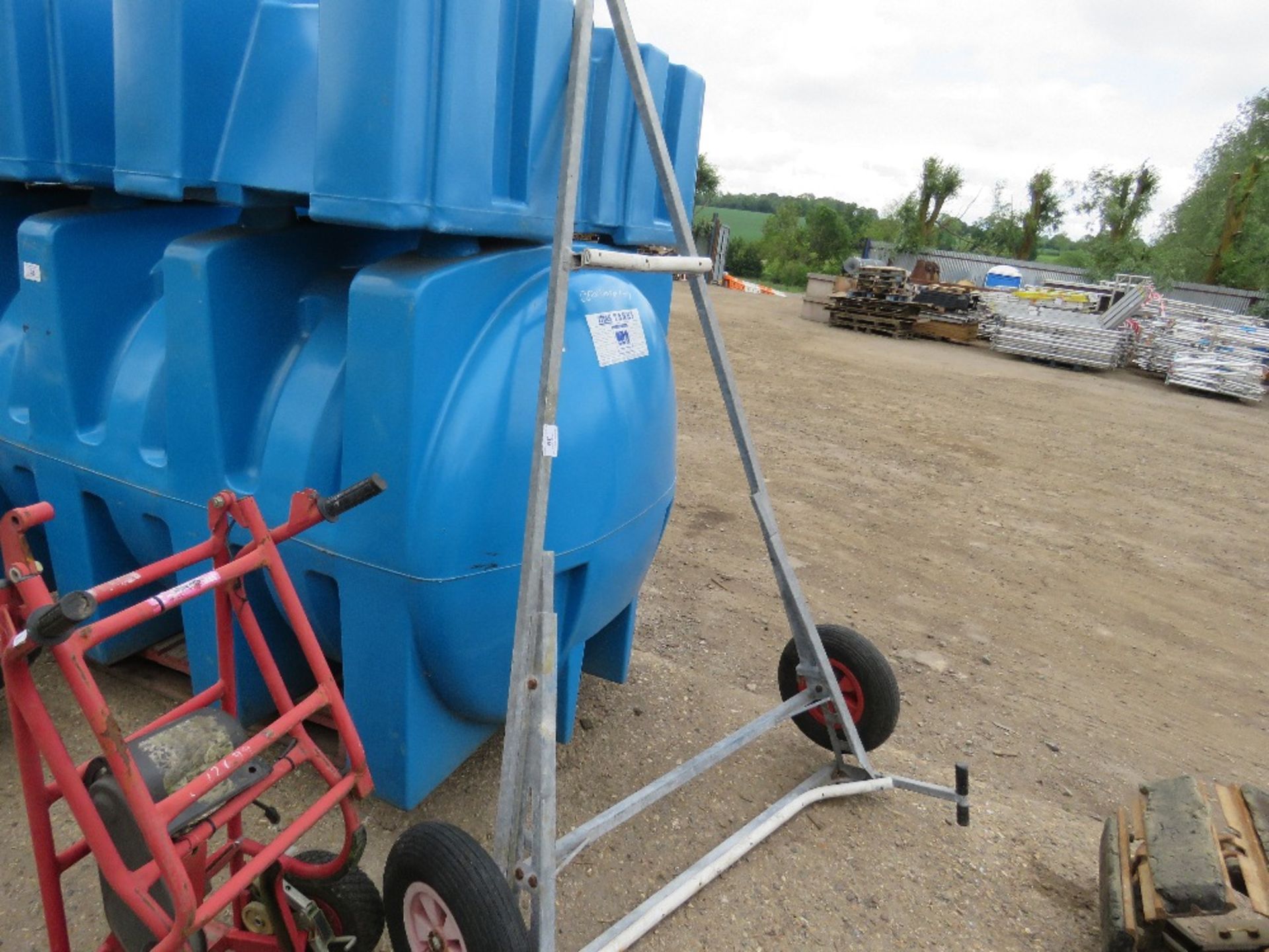 SMALL SIZED BOAT LAUNCHING TROLLEY