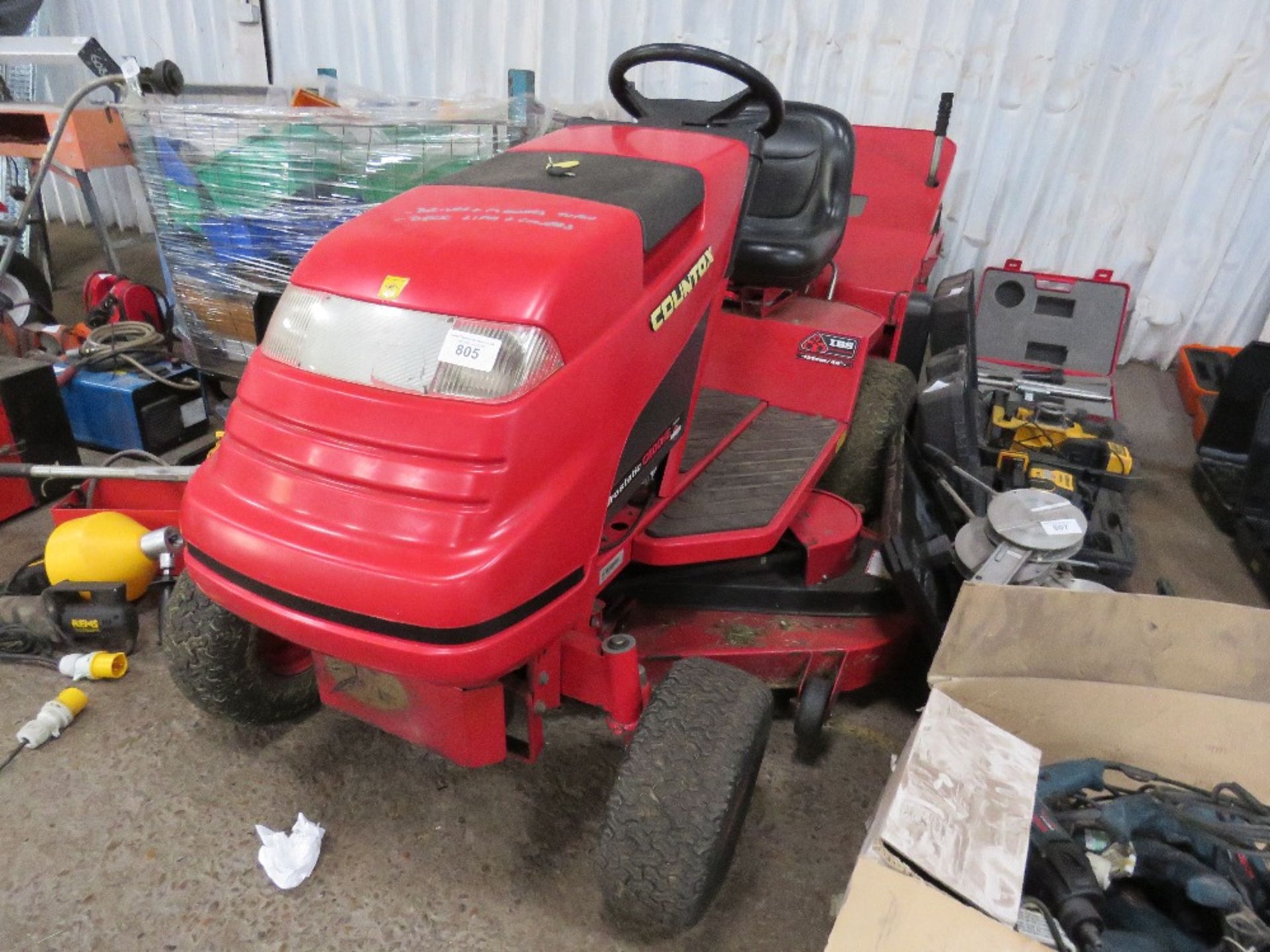 COUNTAX C800HE RIDE ON MOWER C/W COLLECTOR WHEN TESTED WAS SEEN TO RUN AND DRIVE AND MOWER TURNED - Image 2 of 8