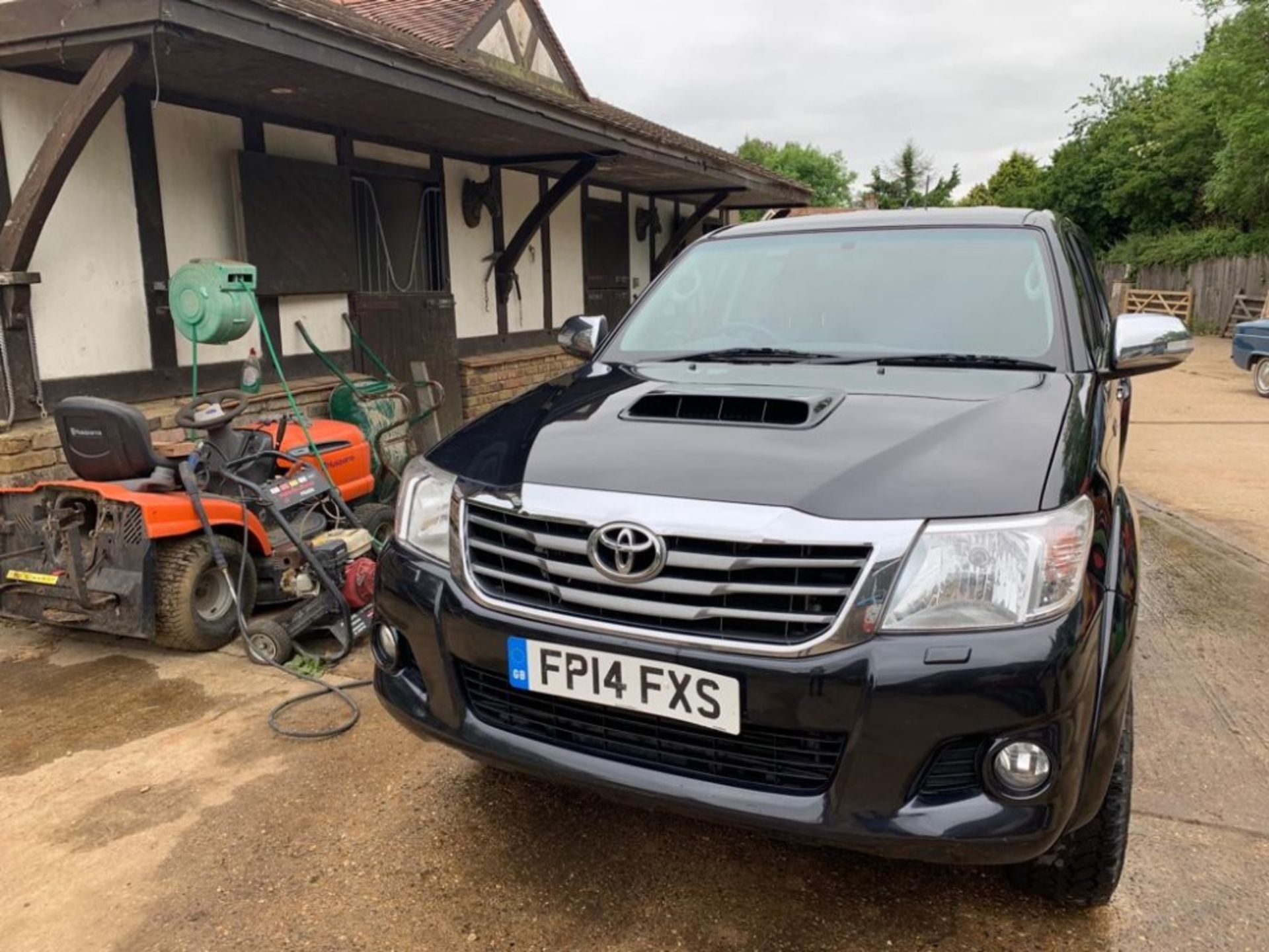 TOYOTA HILUX ICON DOUBLE CAB PICKUP - Image 5 of 5