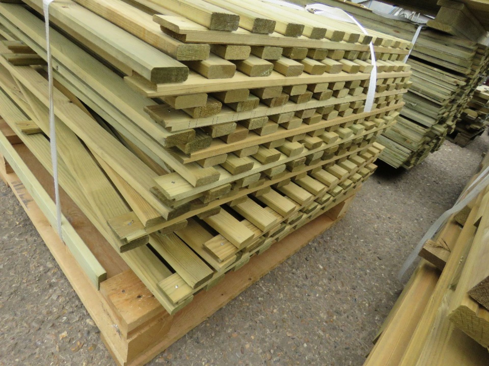 PALLET OF FENCE SLATTED PANELS, 1.8 X 0.9M APPROX - Image 5 of 6