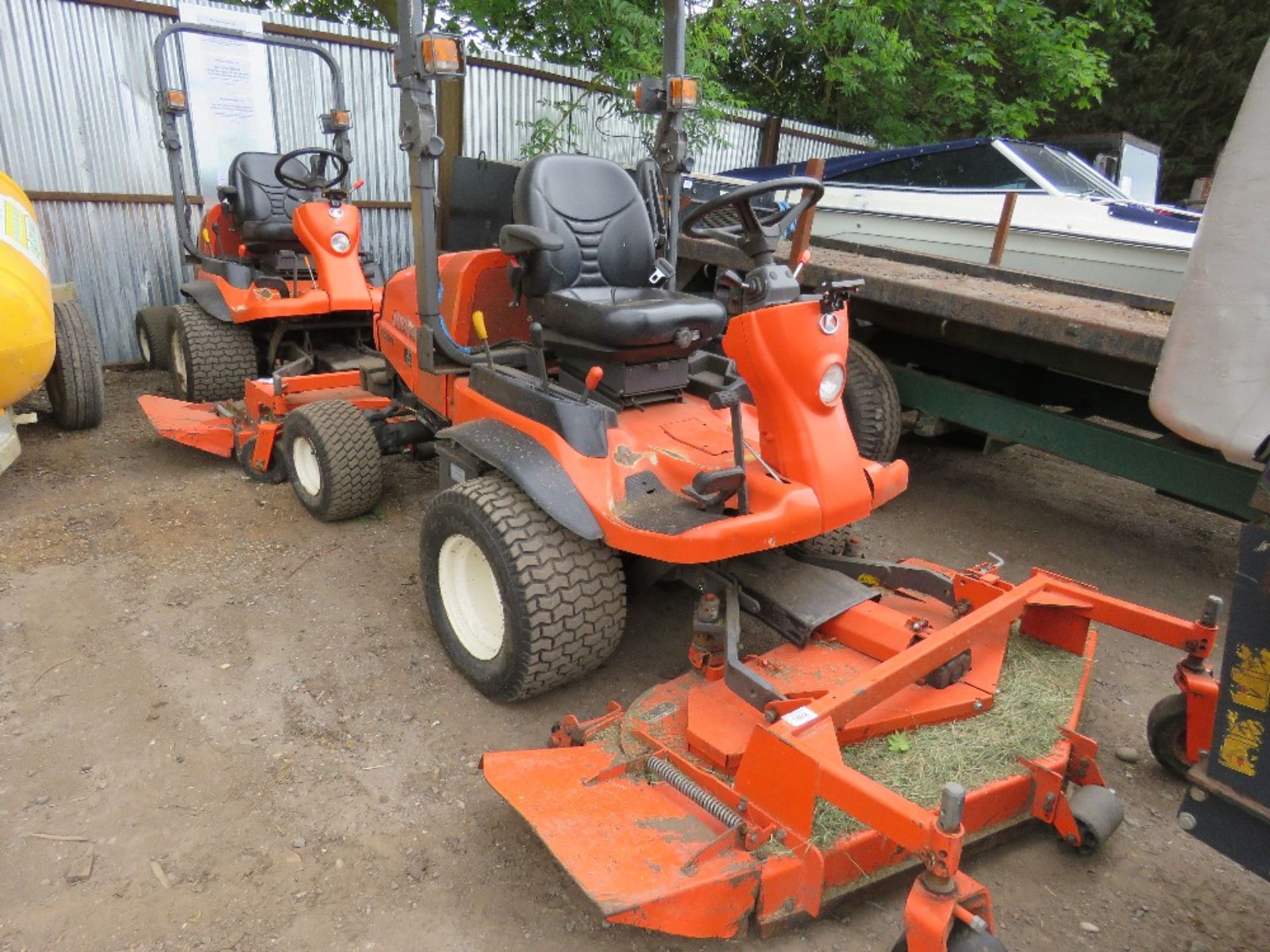 KUBOTA F2880 RIDE ON MOWER WITH OUT FRONT ROTARY DECK, YEAR 2014, 2670REC HRS REG:SF14 HXM WHEN
