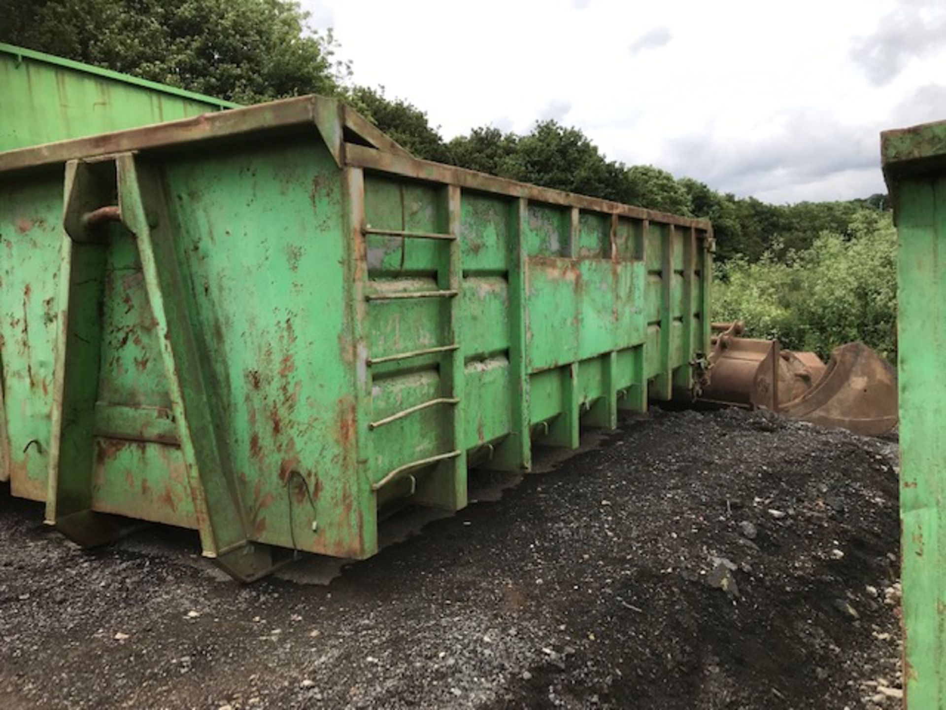 30 yard hook loader bin