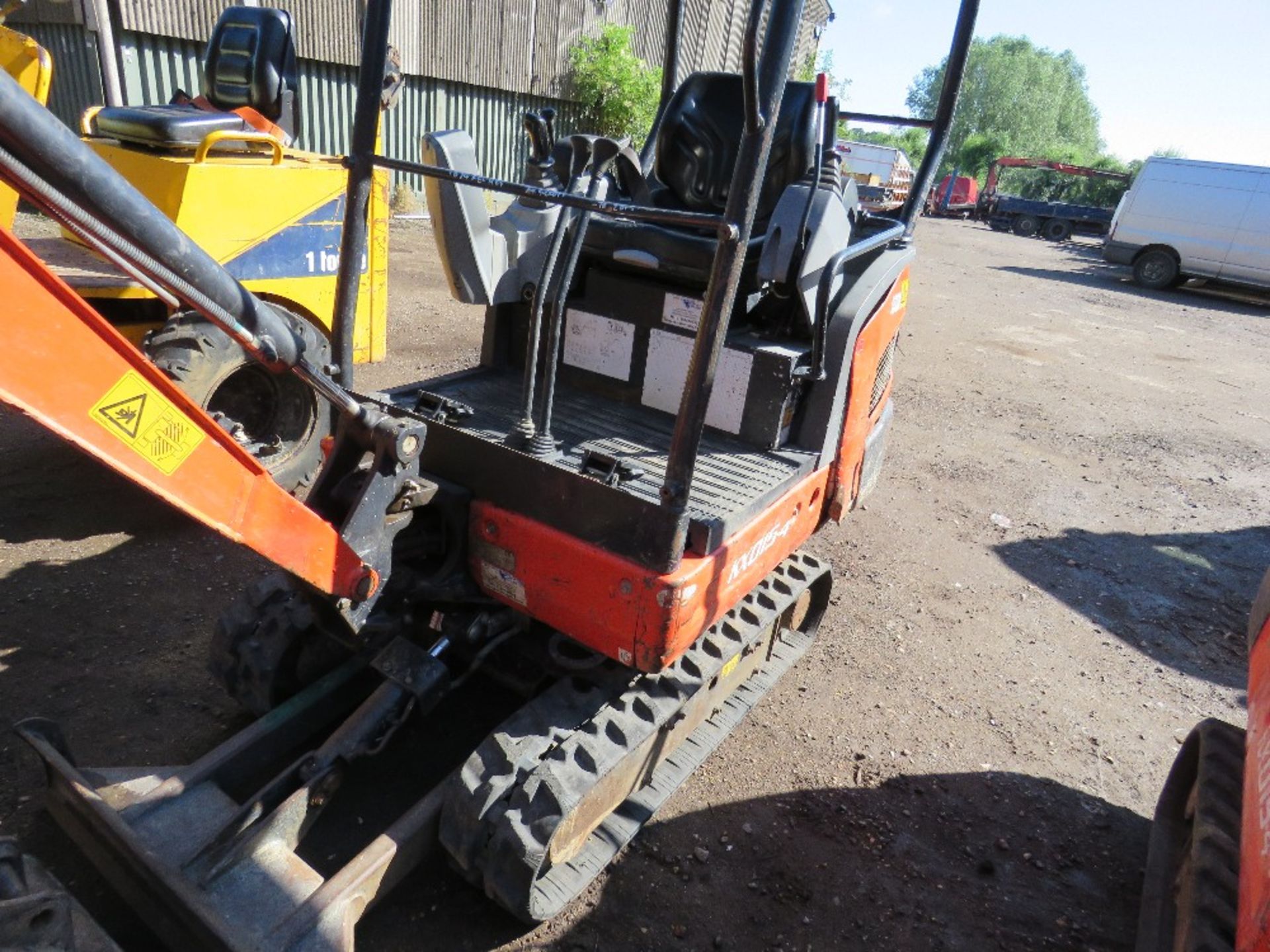 KUBOTA KX015-4 1.5TONNE MINI DIGGER, YEAR 2015 BUILD. SUPPLIED WITH 2 X BUCKETS AS SHOWN, QUICK - Image 8 of 13