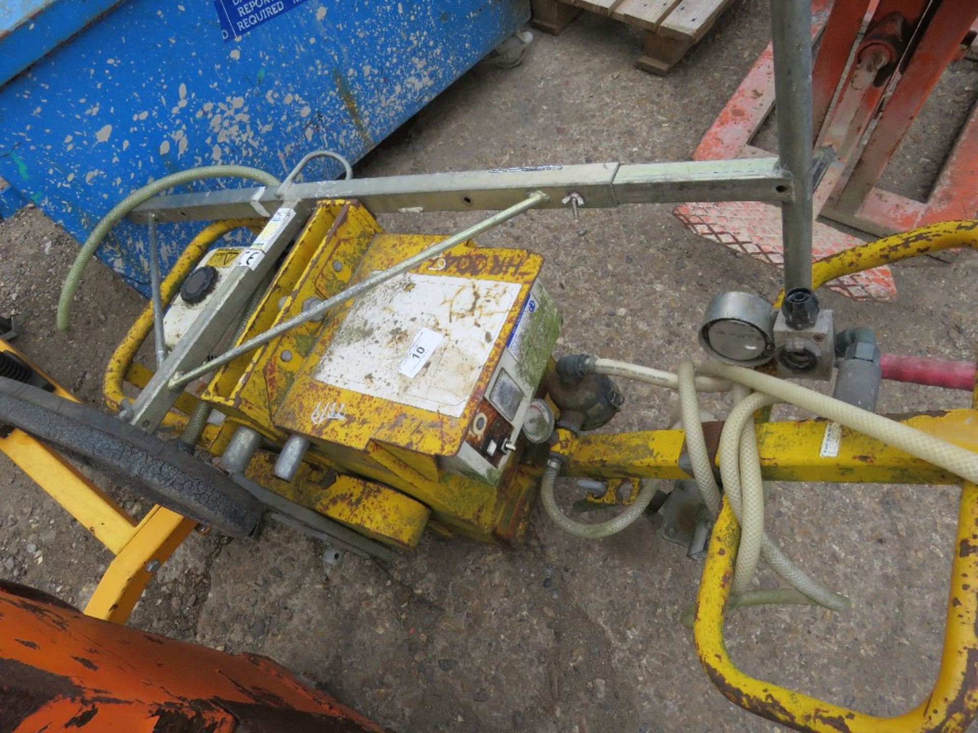 Suction kerb lifter unit - Image 2 of 2