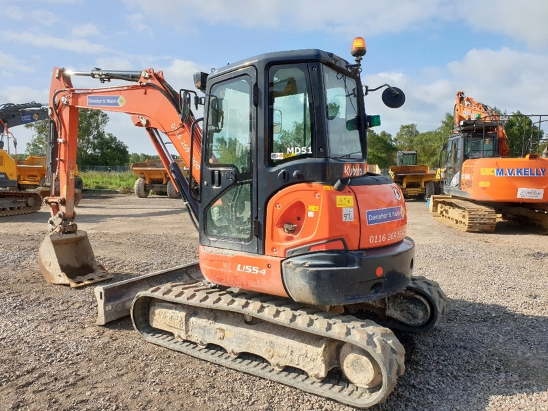 2016 KUBOTA U55-4 MINI DIGGER, PIPED, Q/H BLADE, OFFSET BOOM, RUBBER TRACKS, RED KEY, 2 BUCKETS, - Image 4 of 10