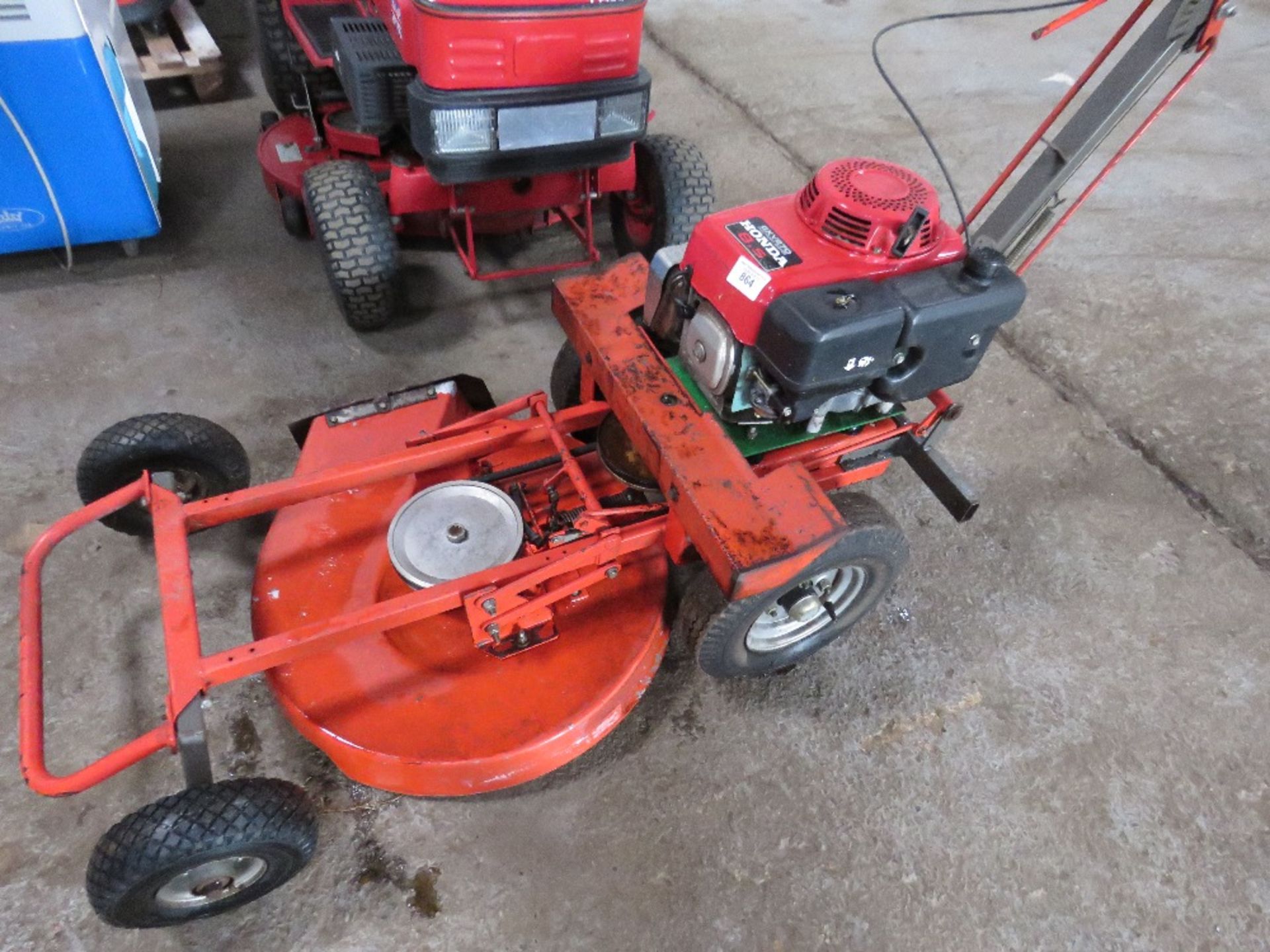 HONDA ENGINED ROUGH CUT MOWER