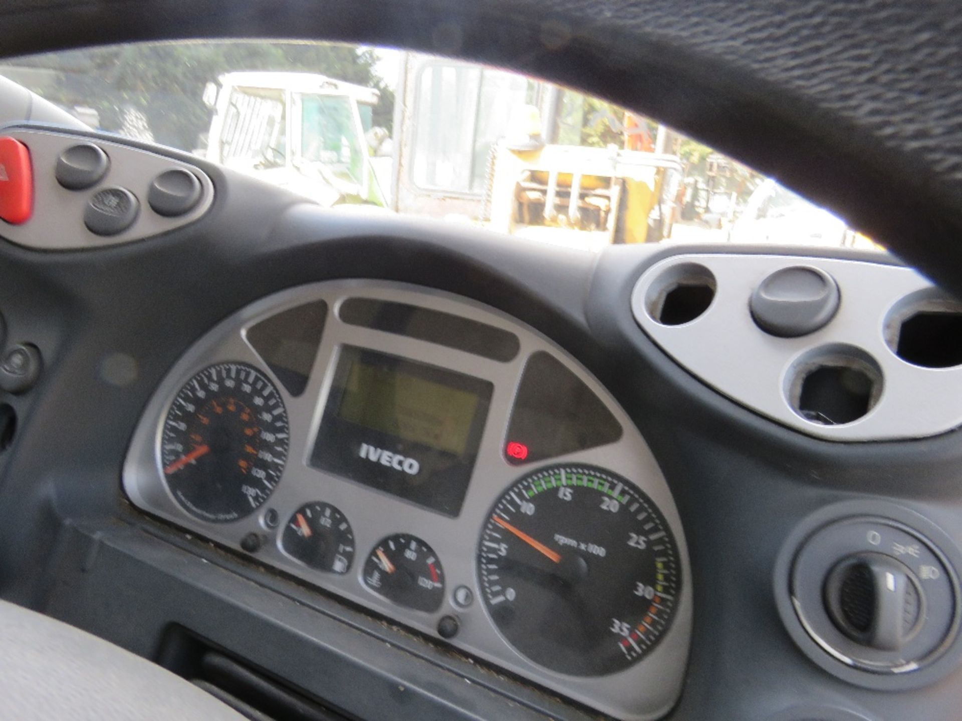 Iveco 75E17 Euro Cargo 7.5tonne box lorry with tail lift, reg. FJ05 WYG 308,575 REC KMS, WITH V5 - Image 3 of 6